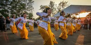 Ada Berapa Banyak Tarian Tradisional Di Indonesia